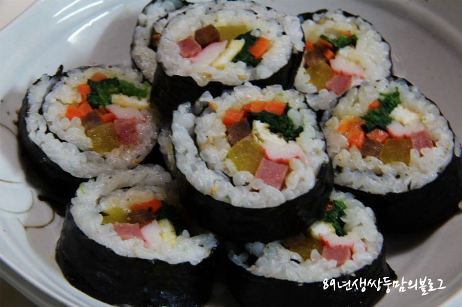 뚱뚱이김밥 이미지
