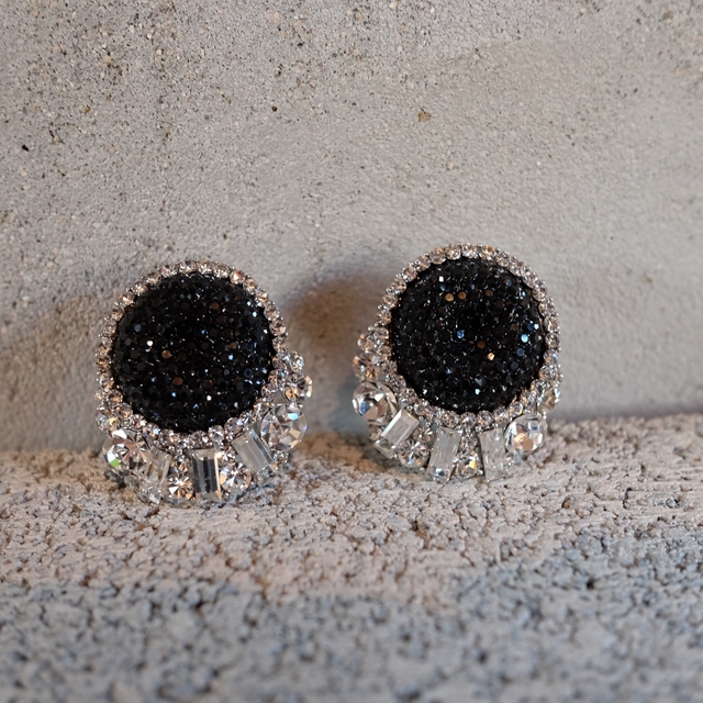 Black Label Party Queen Bold Cubic Earring Big Ear