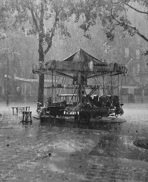 Robert Doisneau Le Manege de Monsieur Barre, 1955